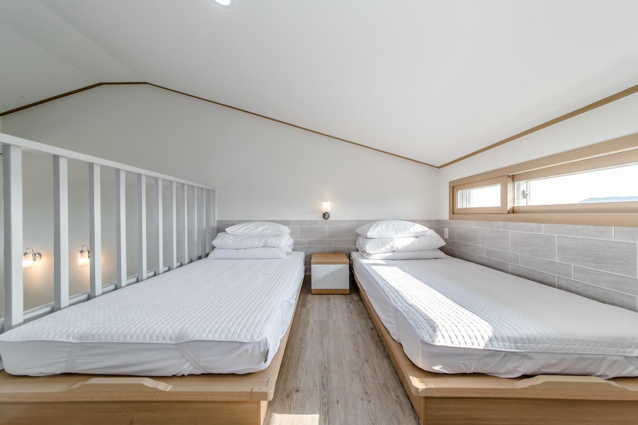 Go To Bed Resort Seogwipo Dış mekan fotoğraf