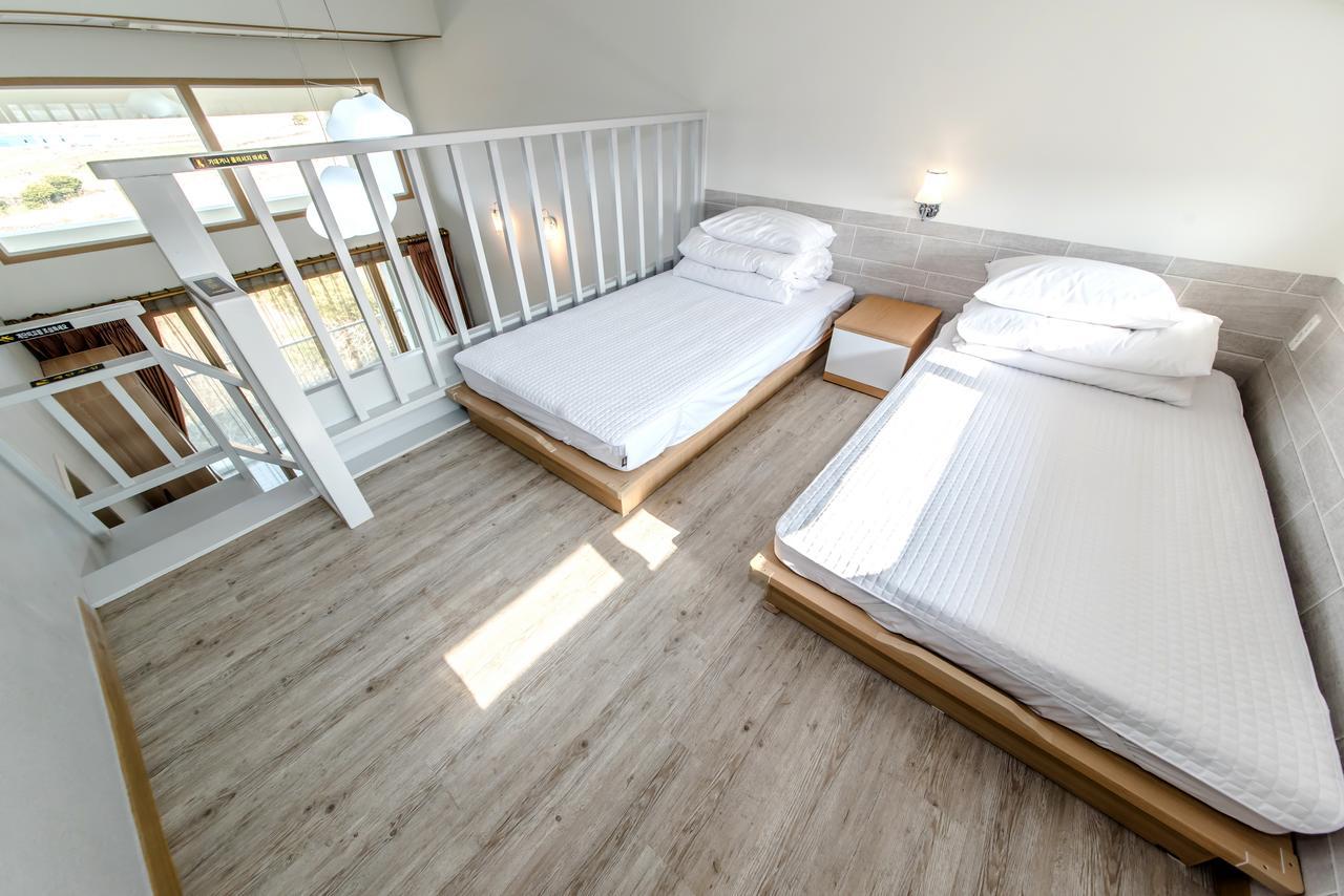 Go To Bed Resort Seogwipo Dış mekan fotoğraf
